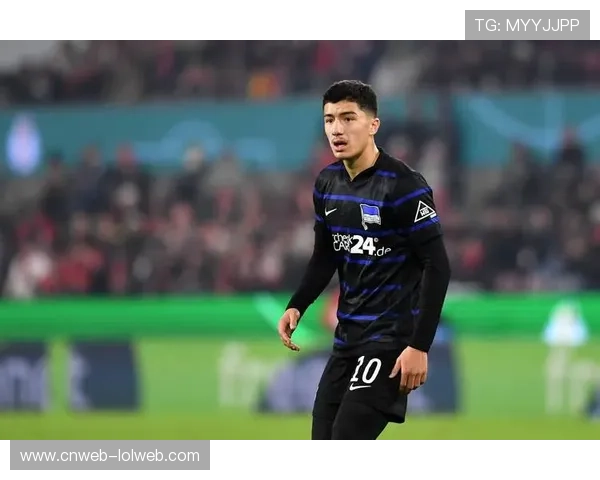 勒沃库森小将马扎替补献助攻，药厂青训再结硕果